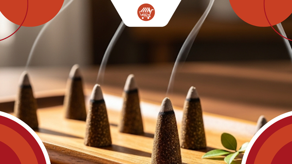 nụ trầm hương đặt trên khay gỗ